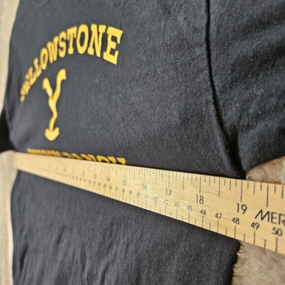 Yellowstone Dutton Ranch T-Shirt Spellout Logo Tee Cowboy (Measurement Photos) - Picture 4 of 10